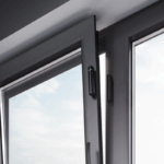 Датчик за врата + прозорец със сензор за вибрации Ajax Door Protect Plus - черен - Image 3